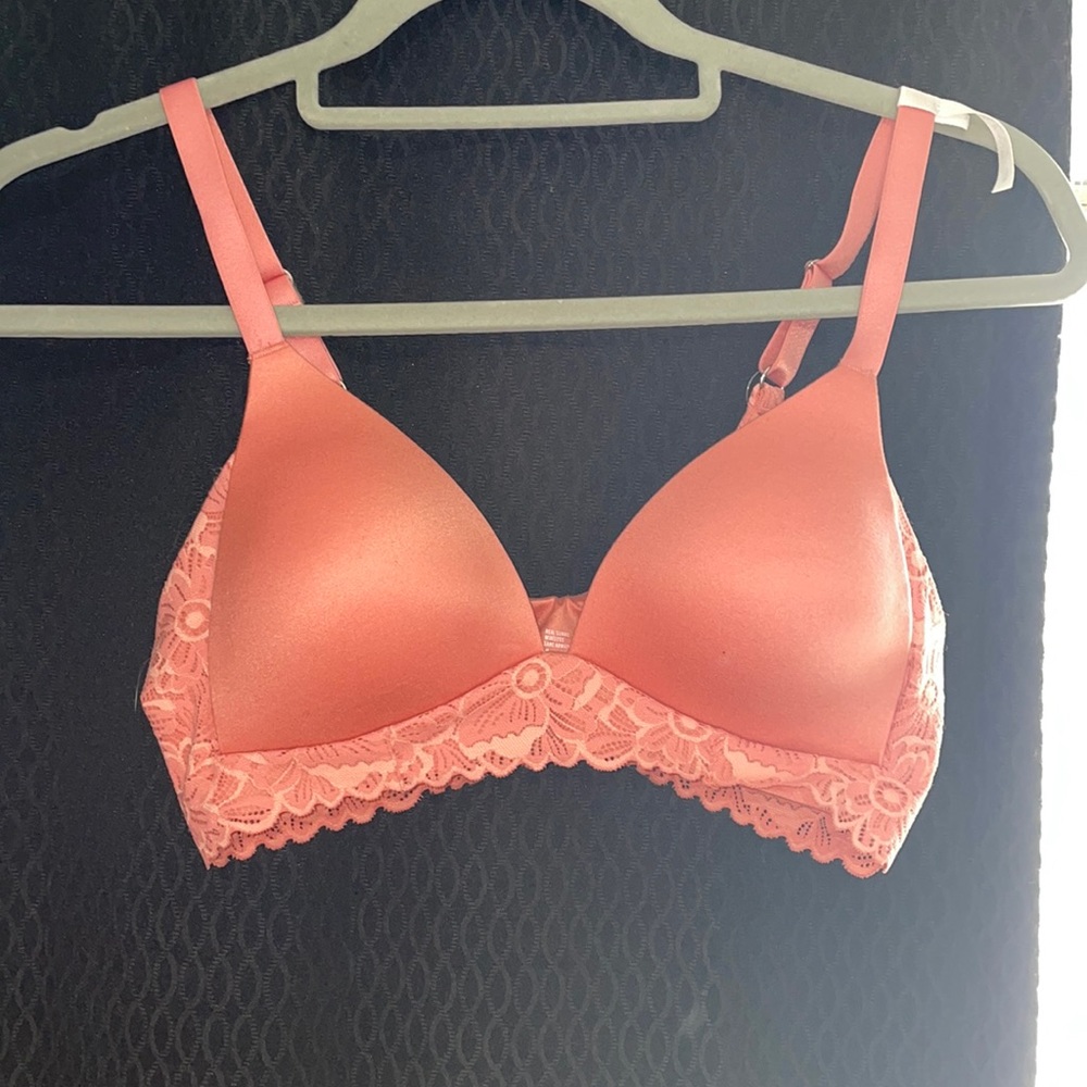 BRAND NEW Aerie bra